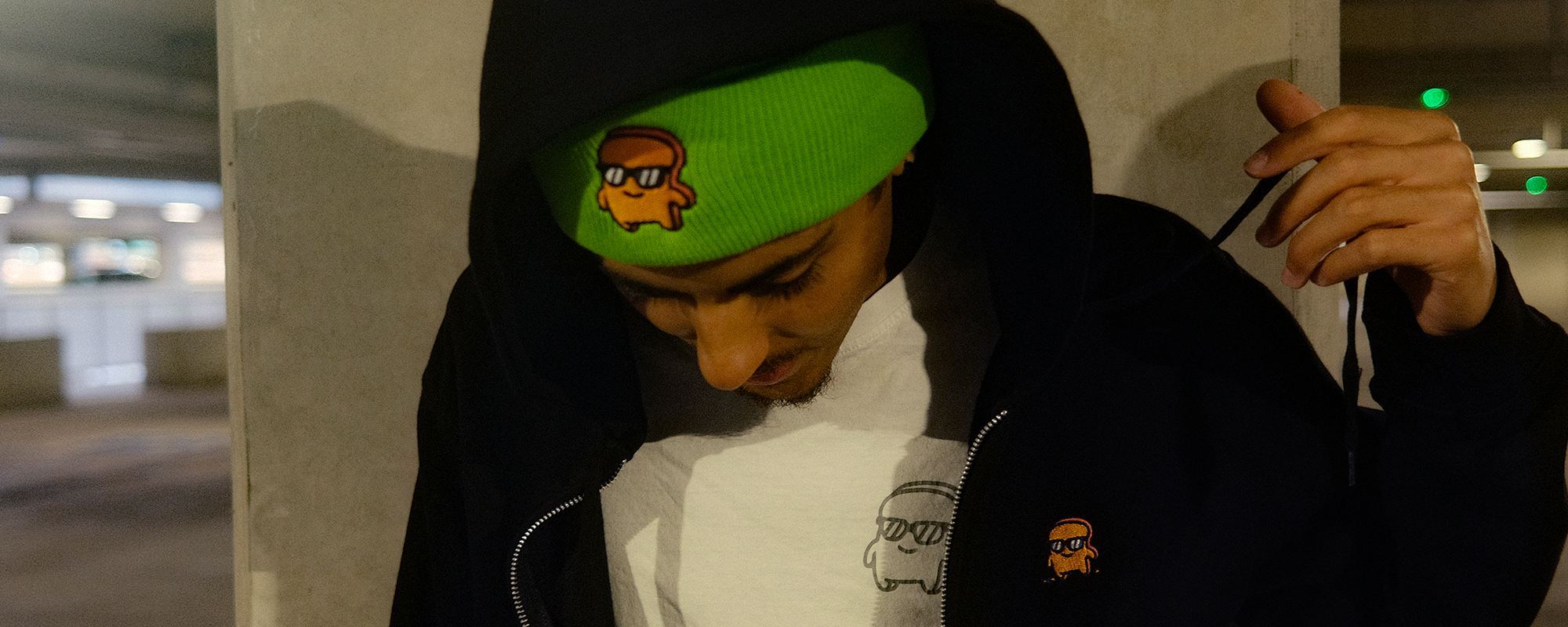 Stay choasty this fall with the new zip up hoodie and sweat pants